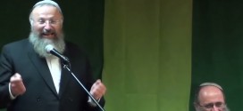מברכים זה את זה – הרב שמואל אליהו והרב אורי שרקי